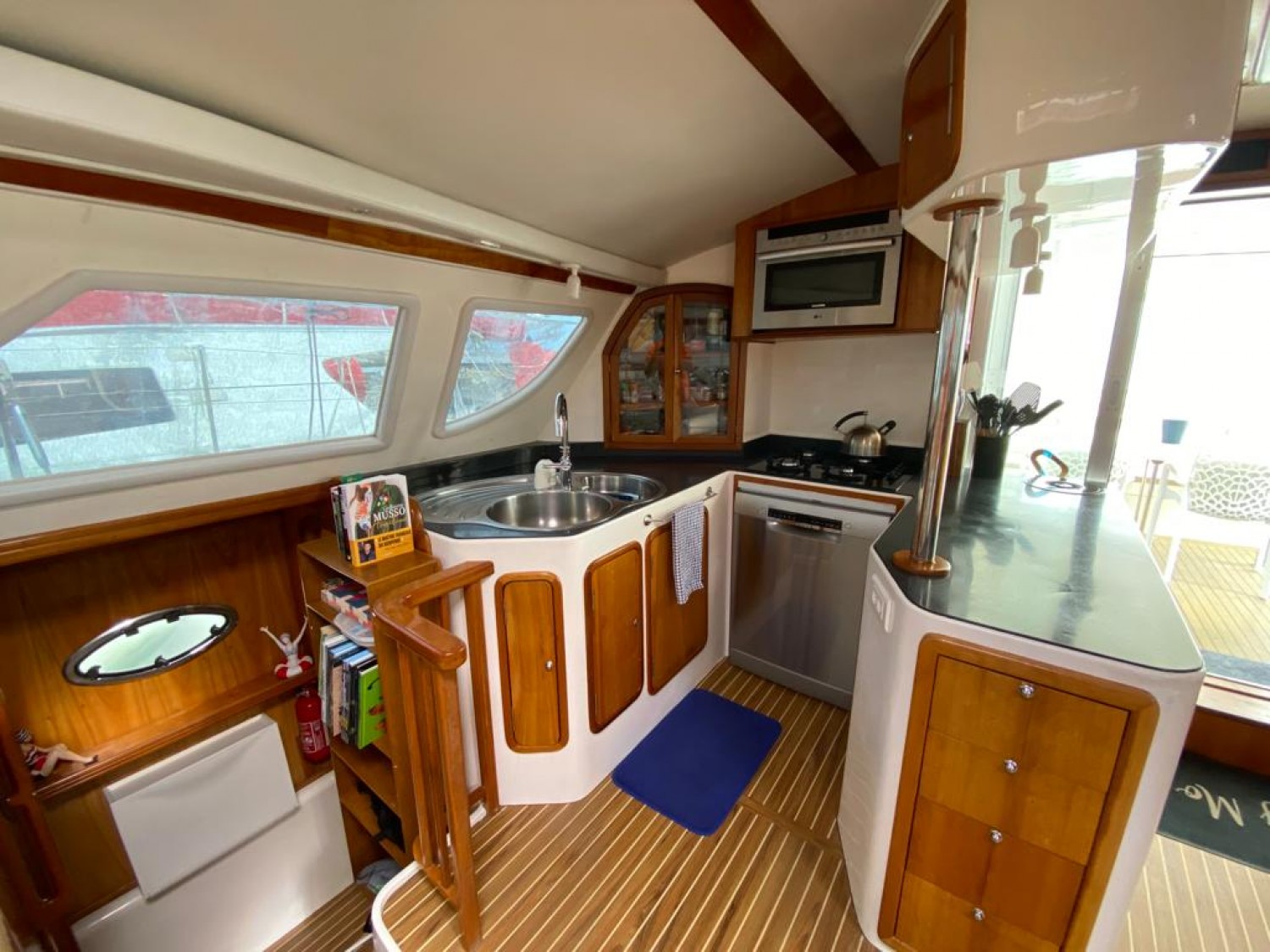 slider 2 Charter Cats Prowler 48